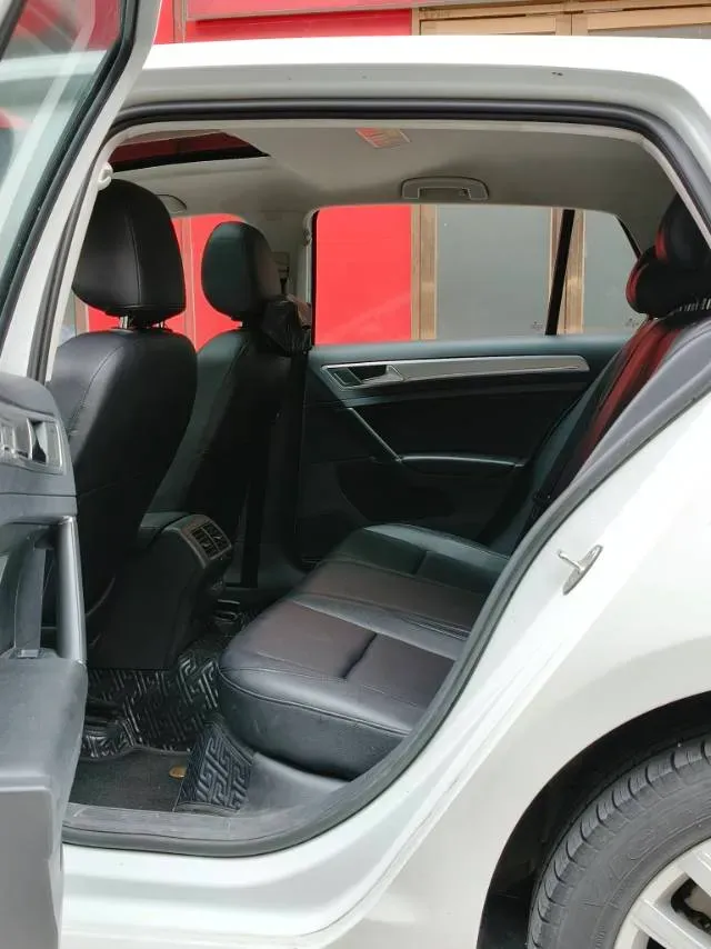 2019 Ford Focus 1.5T 184HP L3 8AT,autocango,china used car exporter,china ev exporter,chinese used car exporter,chinese used ev exporter