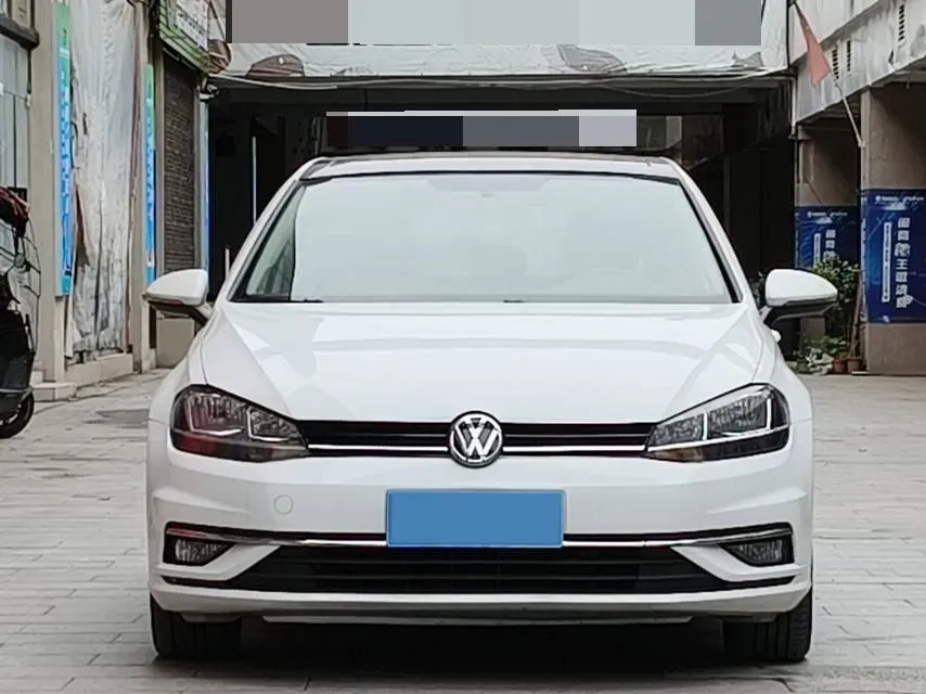 2019 Ford Focus 1.5T 184HP L3 8AT,autocango,china used car exporter,china ev exporter,chinese used car exporter,chinese used ev exporter