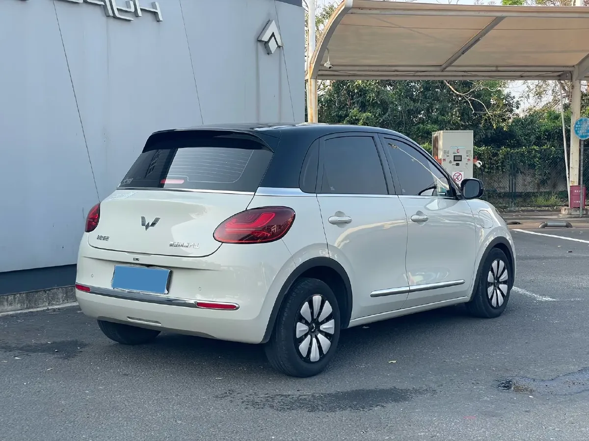 2023 WuLing BinGuo BEV 31.9KWH,autocango,china used car exporter,china ev exporter,chinese used car exporter,chinese used ev exporter