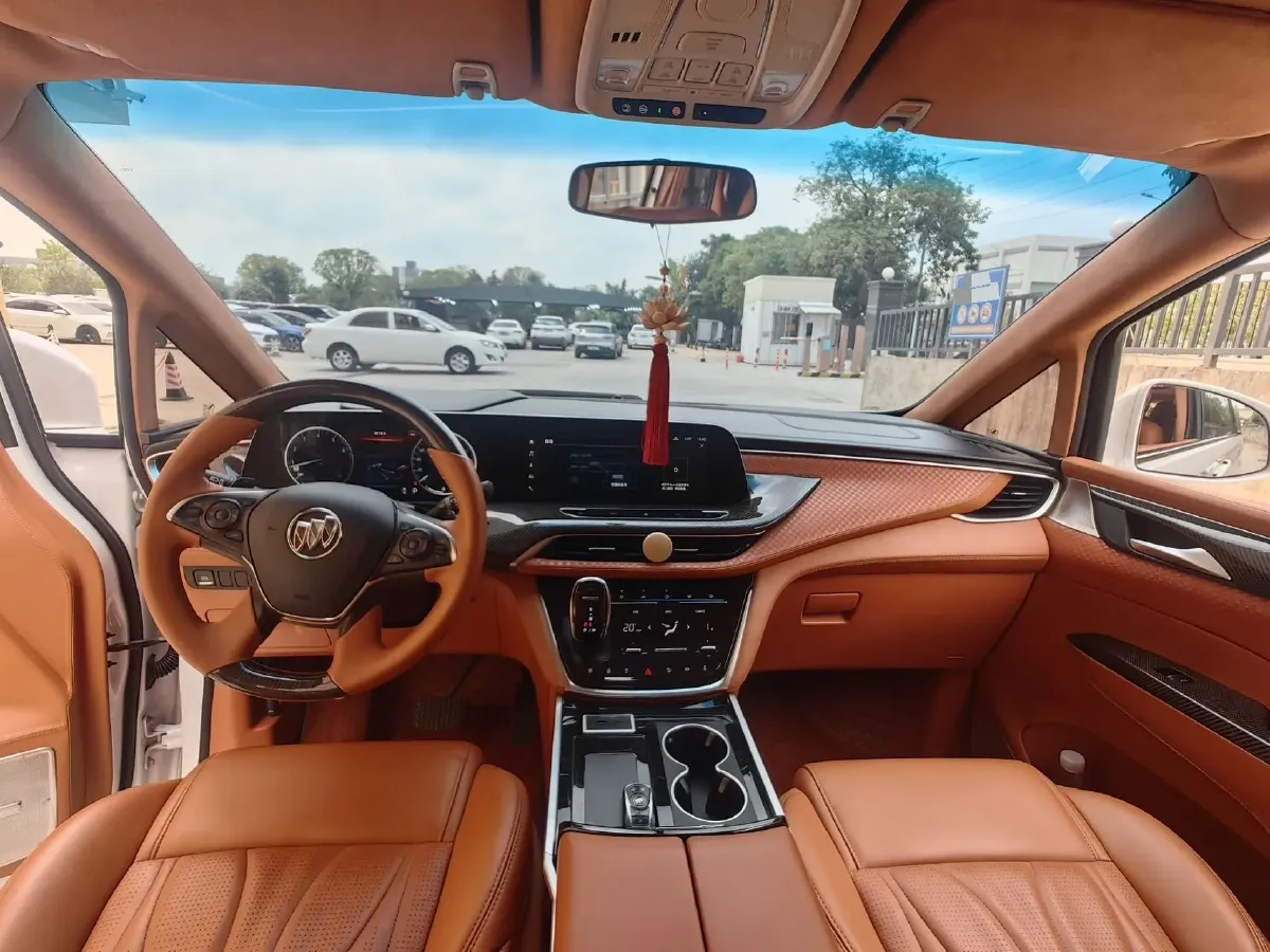 2022 Buick GL8 2.0T 237HP L4 9AT,autocango,china used car exporter,china ev exporter,chinese used car exporter,chinese used ev exporter