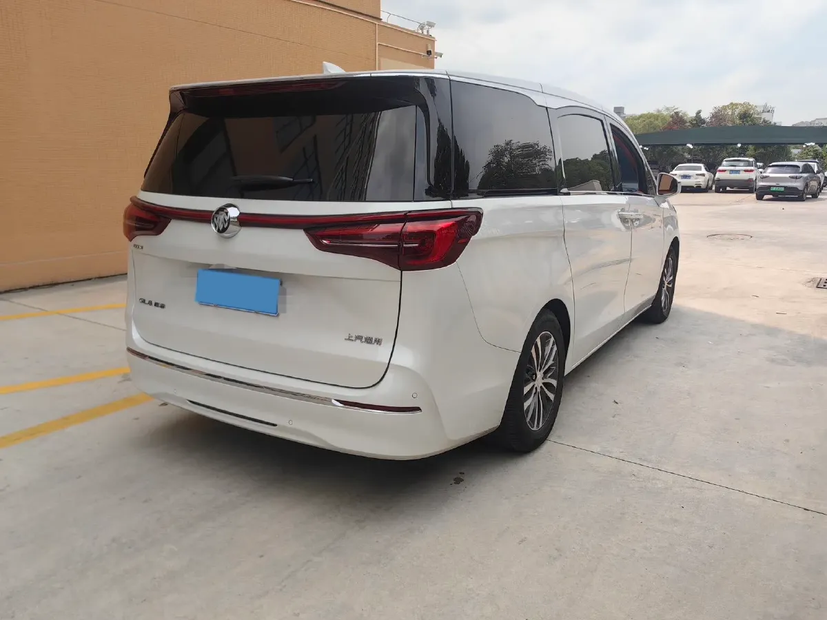2022 Buick GL8 2.0T 237HP L4 9AT,autocango,china used car exporter,china ev exporter,chinese used car exporter,chinese used ev exporter