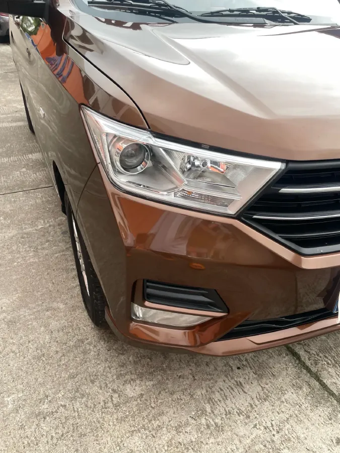 2021 Yema SiPaiKa 1.5L 109HP L4 5MT,autocango,china used car exporter,china ev exporter,chinese used car exporter,chinese used ev exporter