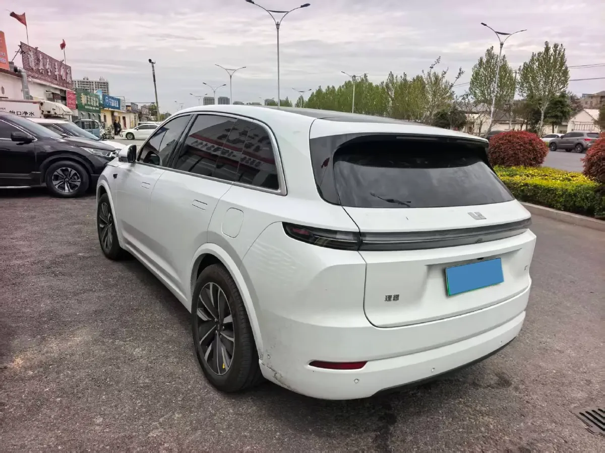 2025 Li L7 Range Extended 154HP REEV,autocango,china used car exporter,china ev exporter,chinese used car exporter,chinese used ev exporter