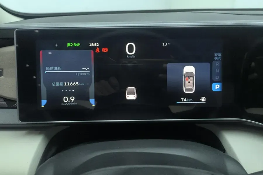 2023 Geely ICON 1.5T 181HP L4 7DCT,autocango,china used car exporter,china ev exporter,chinese used car exporter,chinese used ev exporter