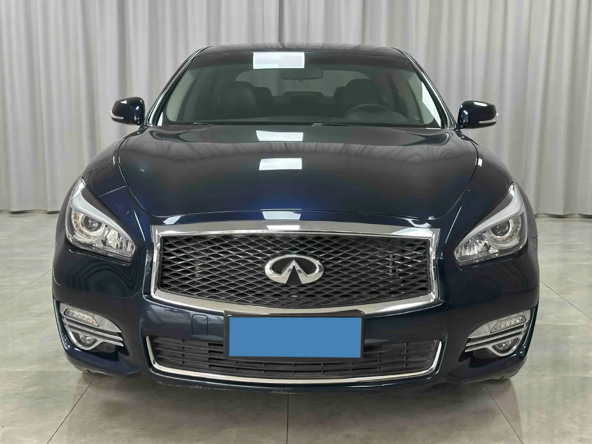 2019 Alfa Romeo Giulia 2.0T 280HP L4 8AT,autocango,china used car exporter,china ev exporter,chinese used car exporter,chinese used ev exporter