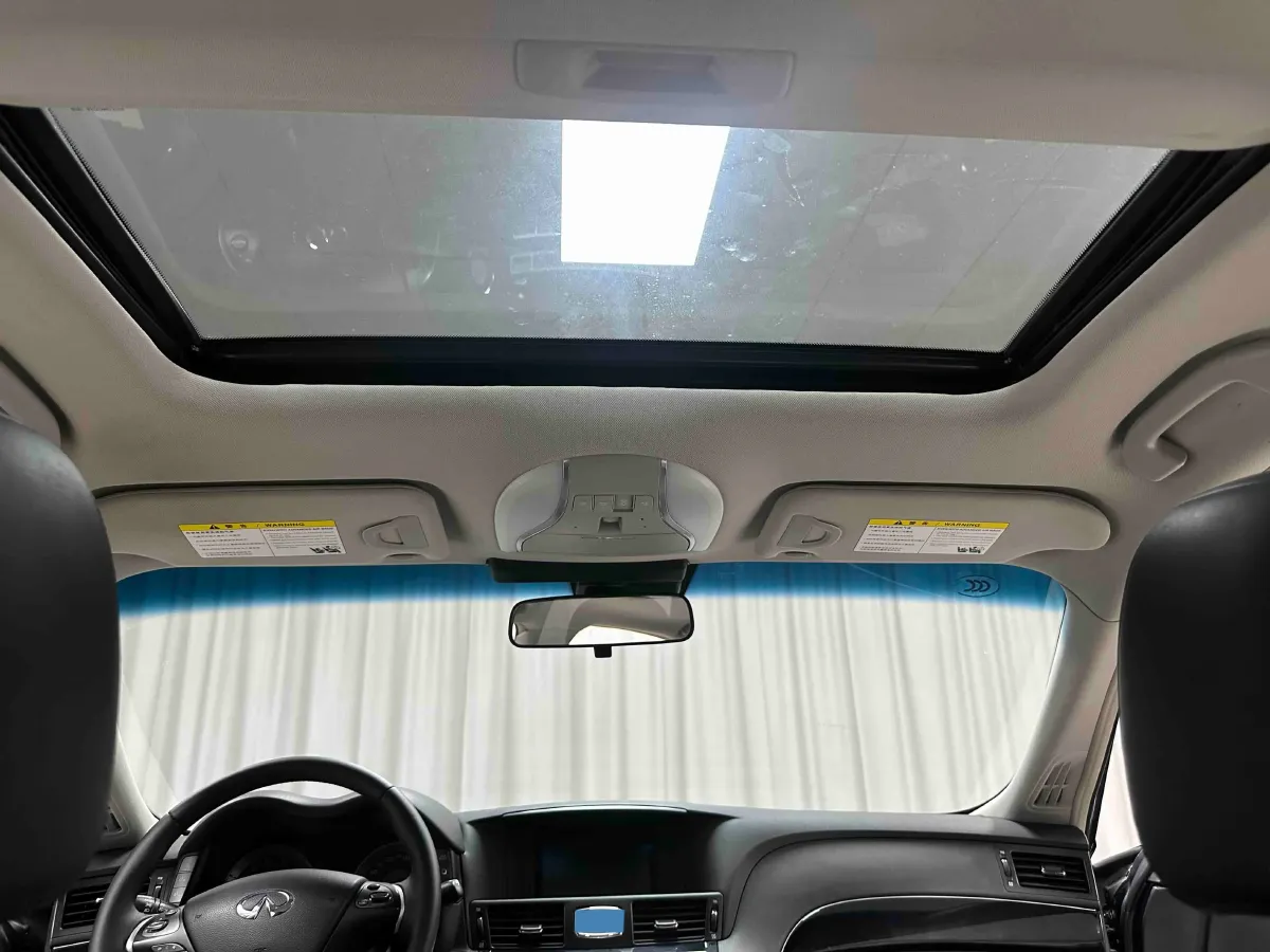 2019 Alfa Romeo Giulia 2.0T 280HP L4 8AT,autocango,china used car exporter,china ev exporter,chinese used car exporter,chinese used ev exporter