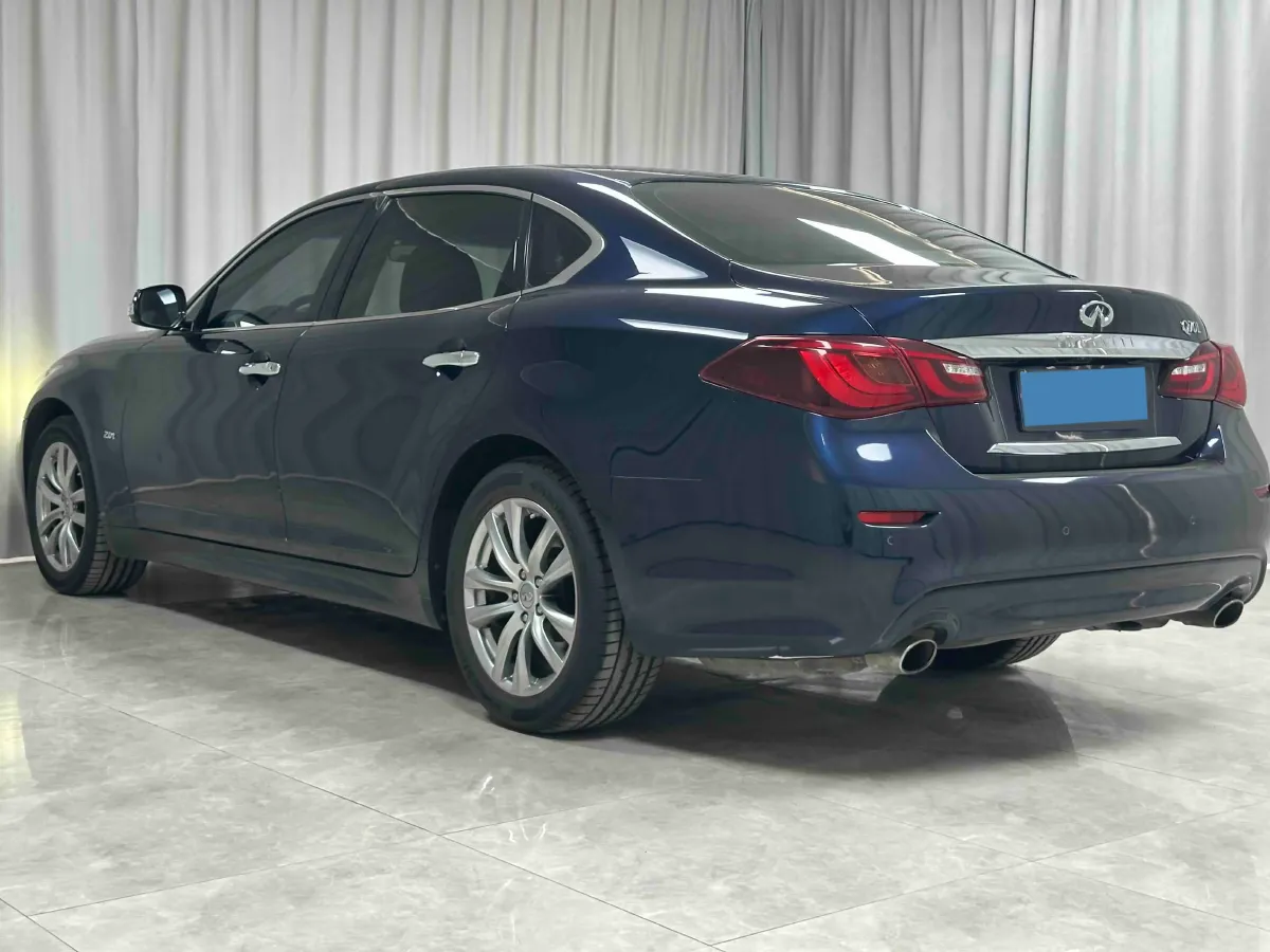 2019 Alfa Romeo Giulia 2.0T 280HP L4 8AT,autocango,china used car exporter,china ev exporter,chinese used car exporter,chinese used ev exporter