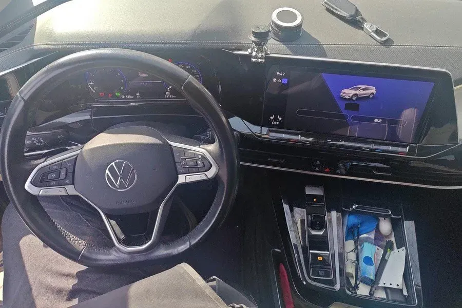 2021 Volkswagen Talagon 2.0T 220HP L4 7DCT,autocango,china used car exporter,china ev exporter,chinese used car exporter,chinese used ev exporter