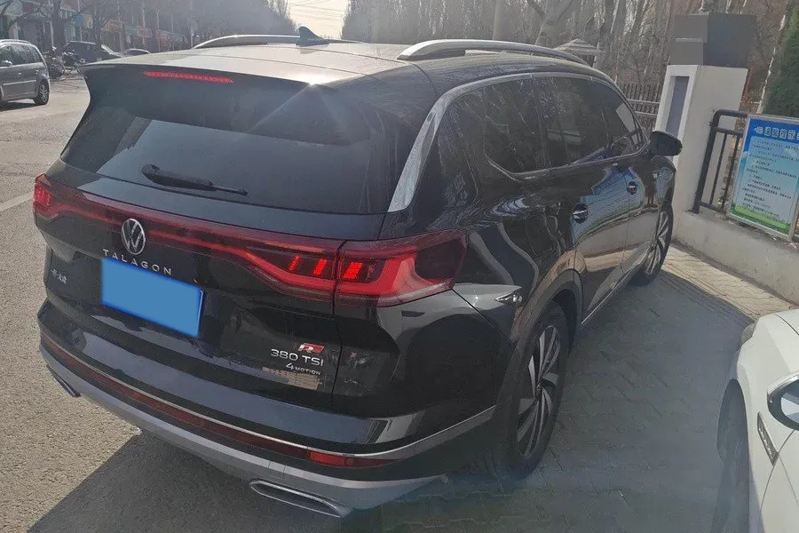 2021 Volkswagen Talagon 2.0T 220HP L4 7DCT,autocango,china used car exporter,china ev exporter,chinese used car exporter,chinese used ev exporter