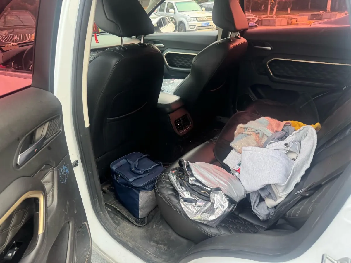 2020 Haval H6 1.5T 169HP L4 7DCT,autocango,china used car exporter,china ev exporter,chinese used car exporter,chinese used ev exporter