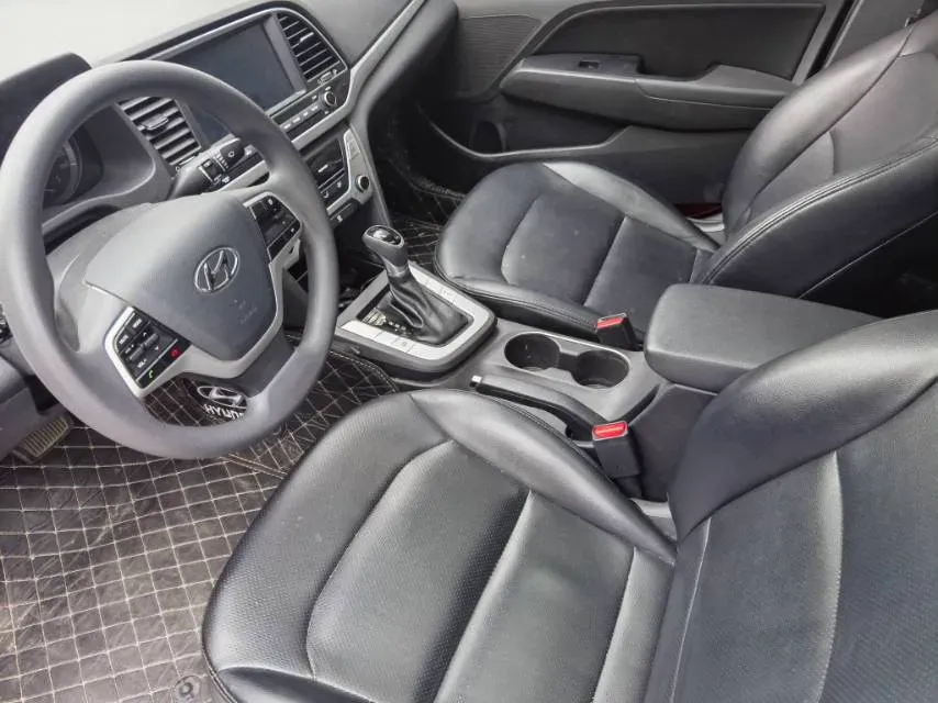 2016 Hyundai Elantra 1.6L 130HP L4 6AT,autocango,china used car exporter,china ev exporter,chinese used car exporter,chinese used ev exporter