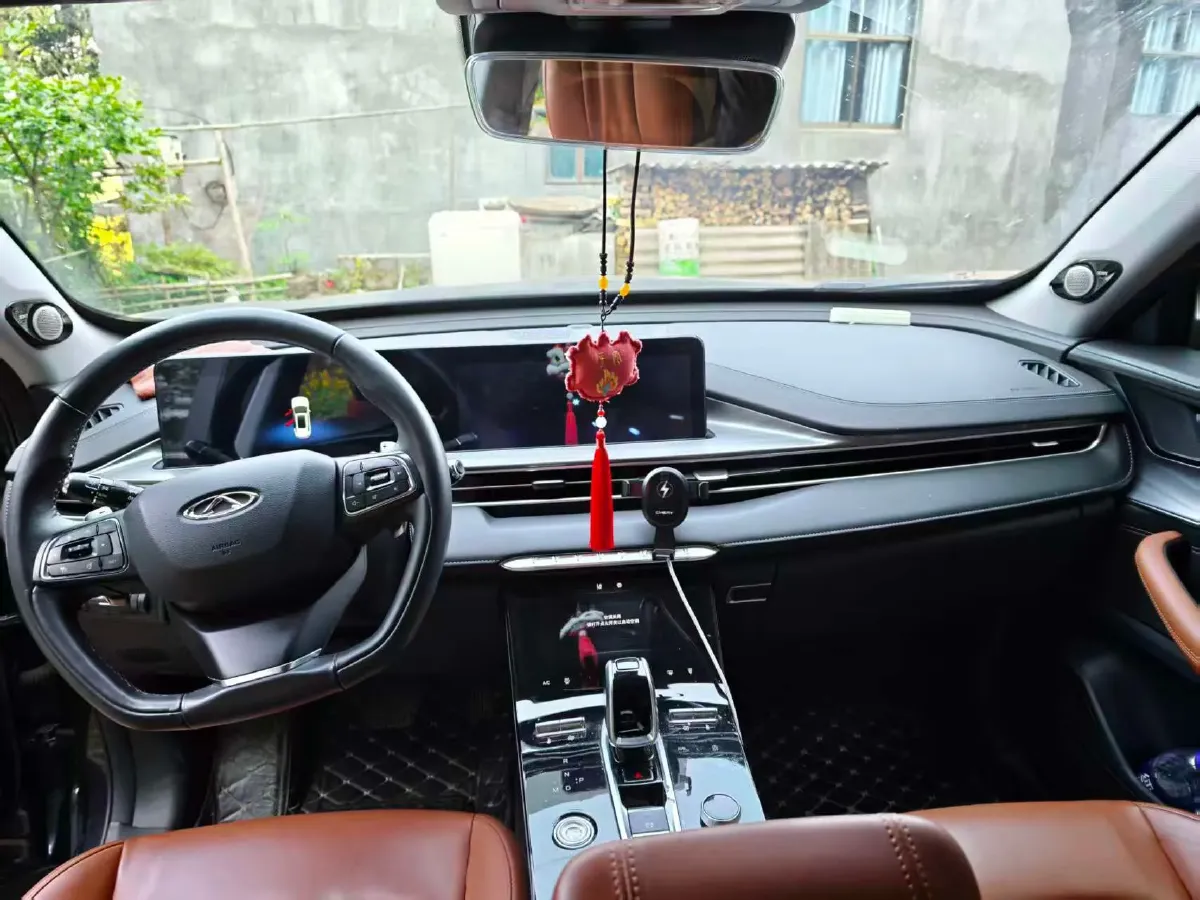 2021 Chery Tiggo 8 Plus 1.6T 197HP L4 7DCT,autocango,china used car exporter,china ev exporter,chinese used car exporter,chinese used ev exporter