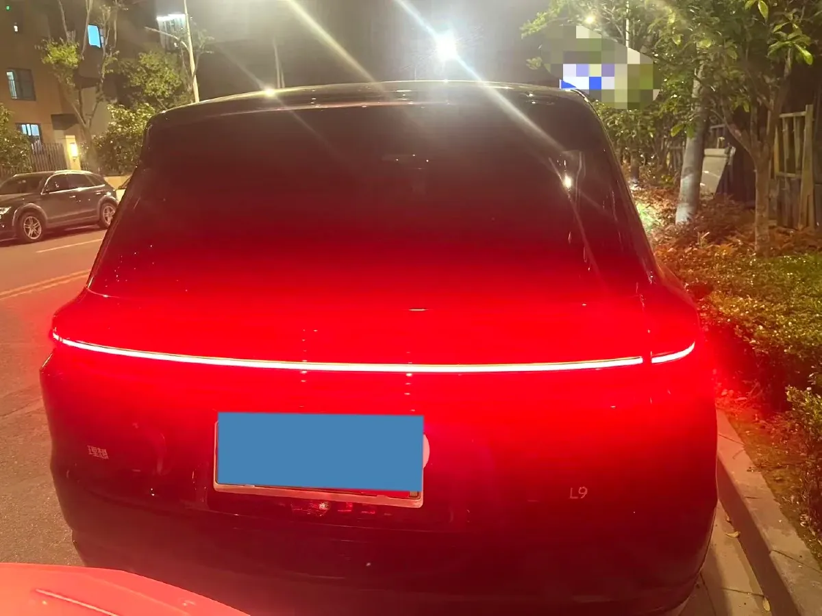 2022 Li L9 Range Extended 154HP REEV 42.6KWH,autocango,china used car exporter,china ev exporter,chinese used car exporter,chinese used ev exporter