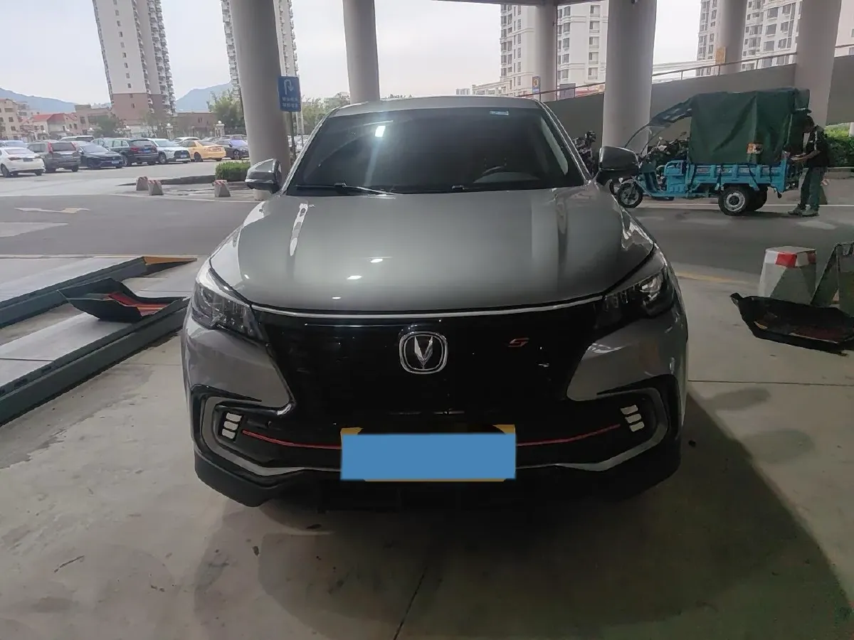 2021 ChangAn CS85 Coupe 1.5T 178HP L4 7DCT,autocango,china used car exporter,china ev exporter,chinese used car exporter,chinese used ev exporter