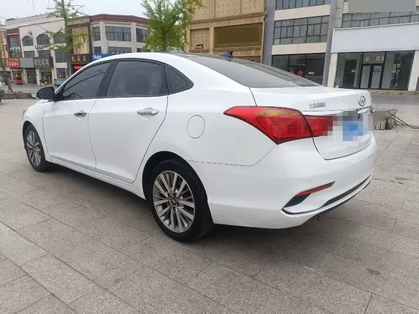 2017 Hyundai Mistra 1.6T 175HP L4 7DCT,autocango,china used car exporter,china ev exporter,chinese used car exporter,chinese used ev exporter