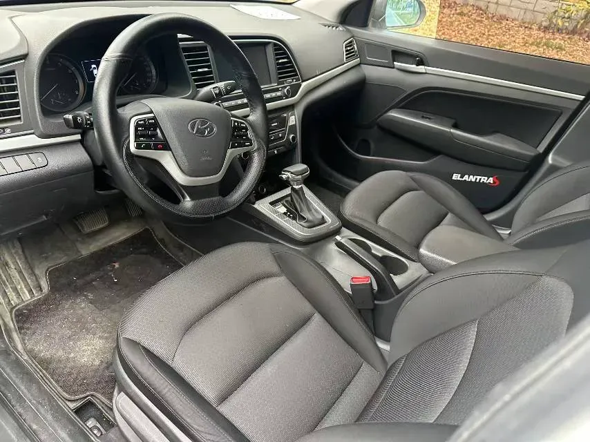 2016 Hyundai Elantra 1.6L 130HP L4 6AT,autocango,china used car exporter,china ev exporter,chinese used car exporter,chinese used ev exporter