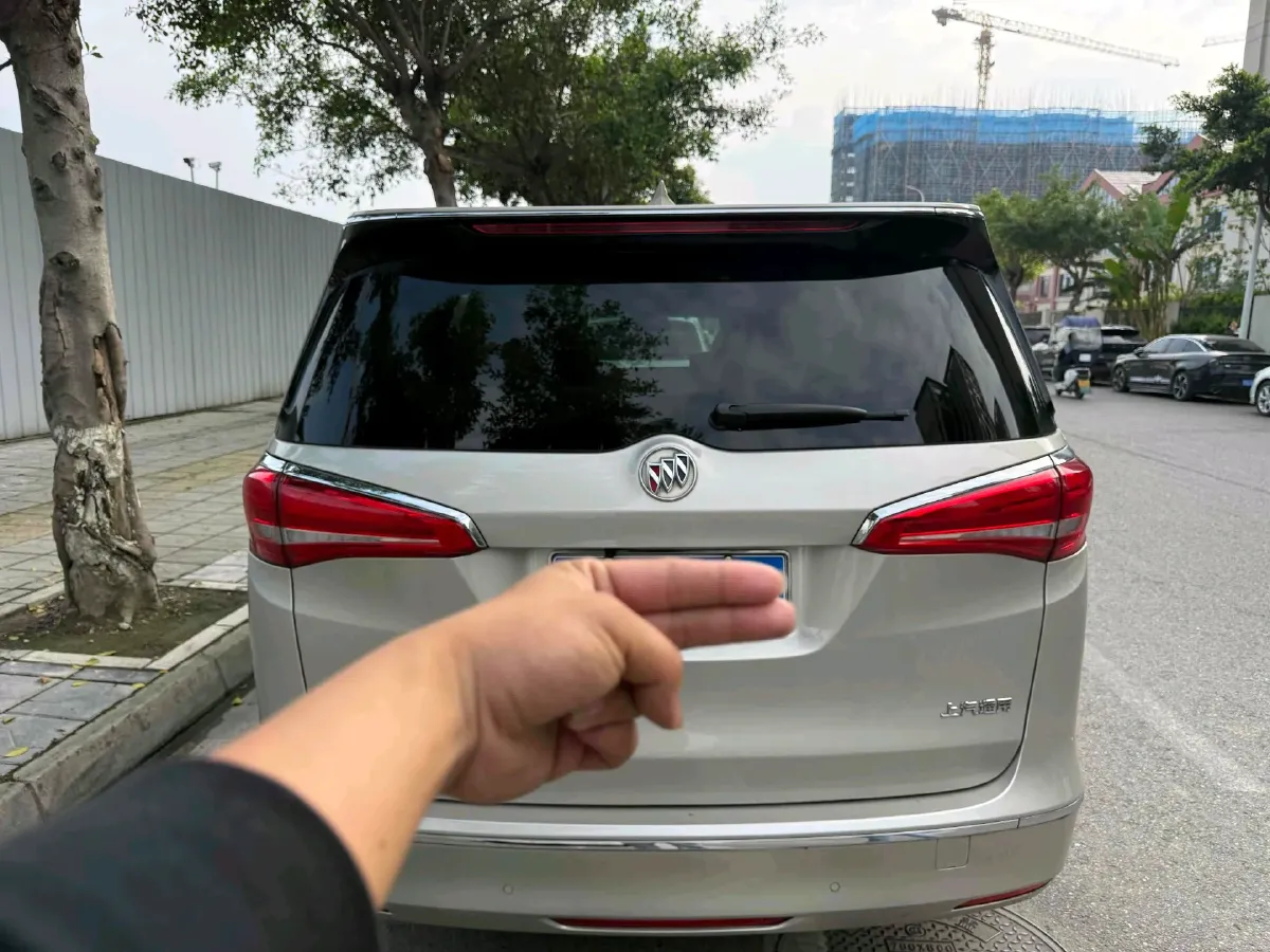 2018 Buick GL8 2.0T 260HP L4 6AT,autocango,china used car exporter,china ev exporter,chinese used car exporter,chinese used ev exporter