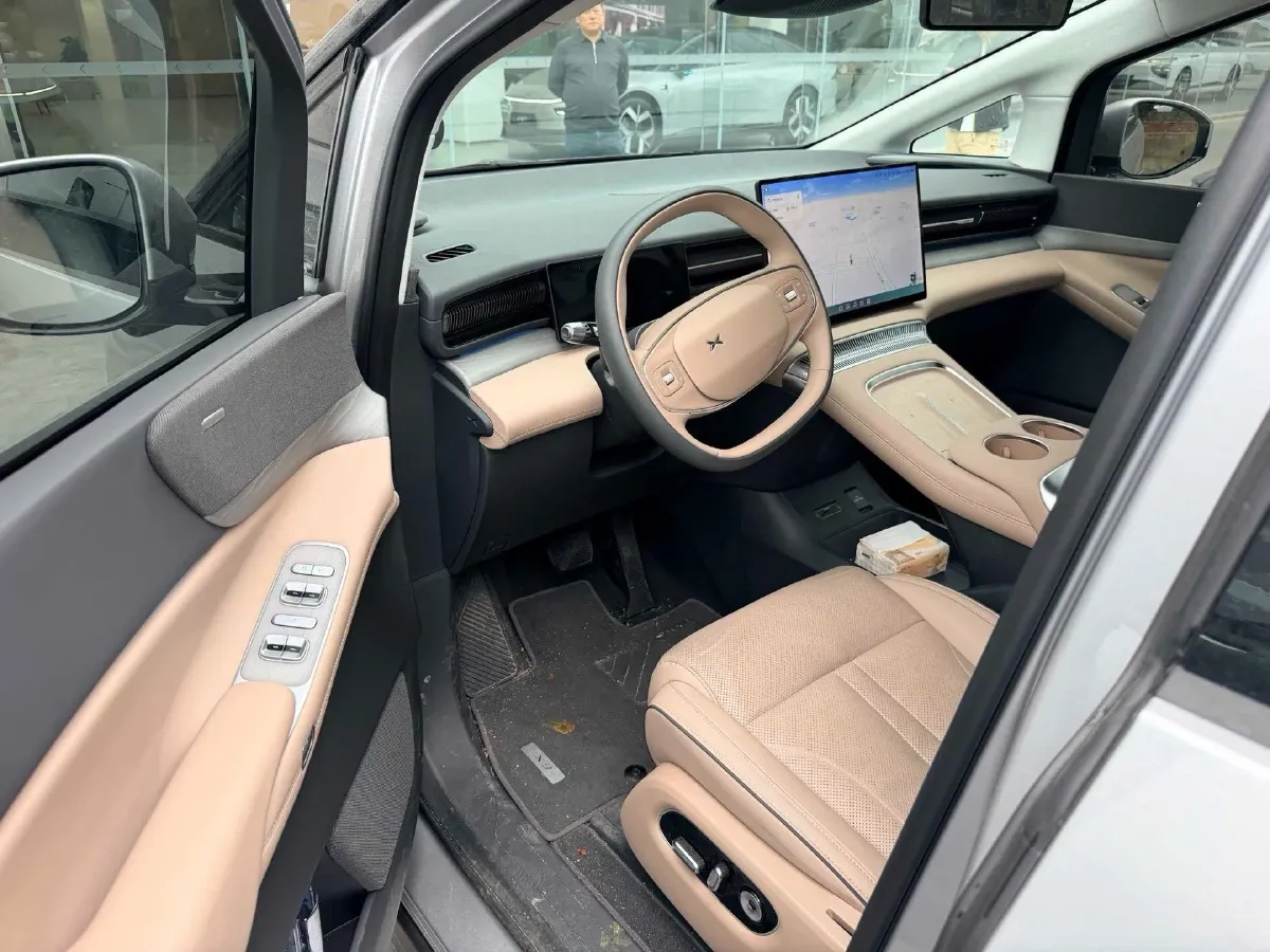 2025 Xpeng X9 BEV,autocango,china used car exporter,china ev exporter,chinese used car exporter,chinese used ev exporter