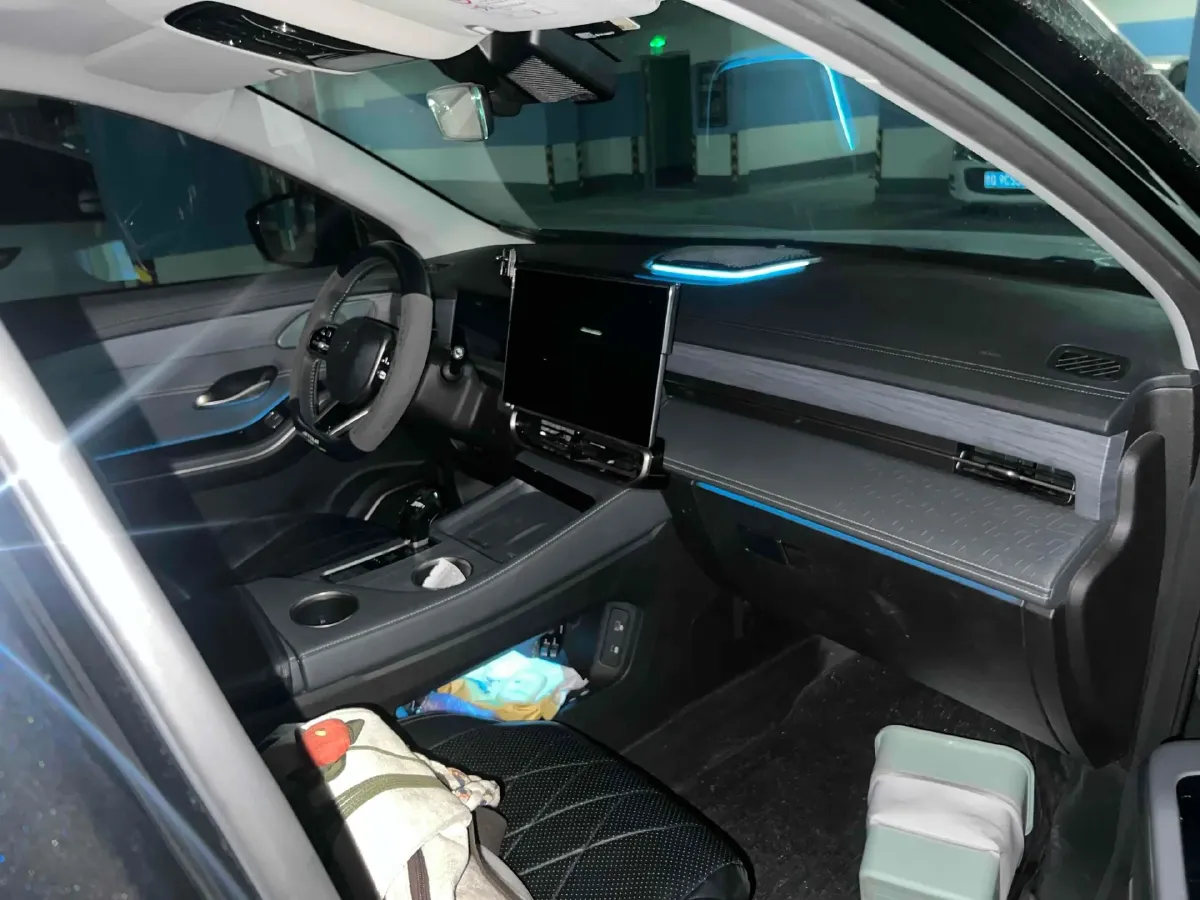 2024 Jetour X90 PRO 2.0T 254HP L4 7DCT,autocango,china used car exporter,china ev exporter,chinese used car exporter,chinese used ev exporter