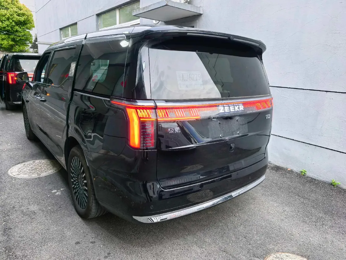 2024 Zeekr 009 BEV 108KWH,autocango,china used car exporter,china ev exporter,chinese used car exporter,chinese used ev exporter