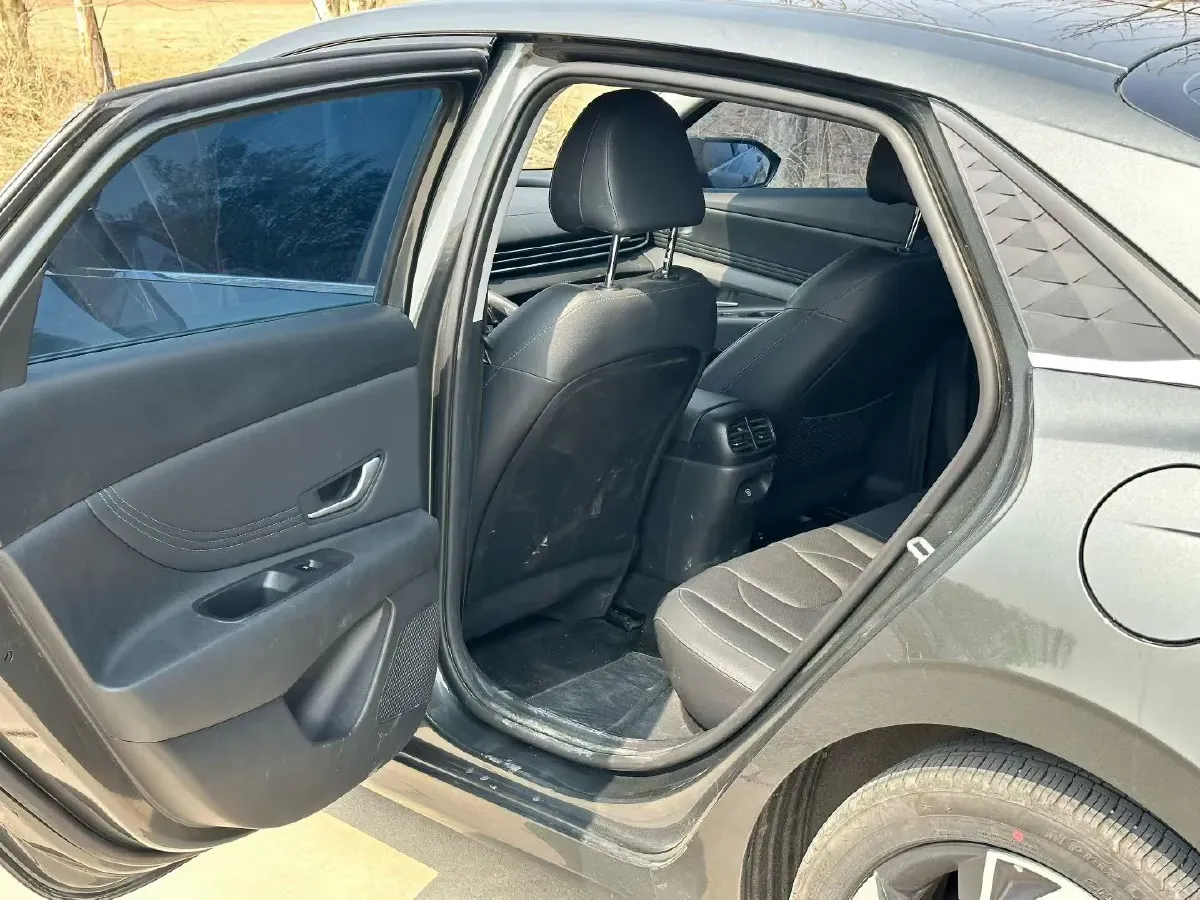 2023 Hyundai Elantra 1.5L 115HP L4 CVT,autocango,china used car exporter,china ev exporter,chinese used car exporter,chinese used ev exporter