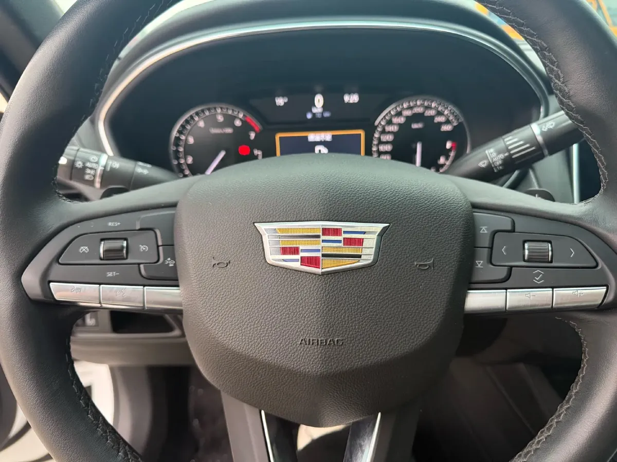 2023 Cadillac CT5 2.0T 237HP L4 10AT,autocango,china used car exporter,china ev exporter,chinese used car exporter,chinese used ev exporter