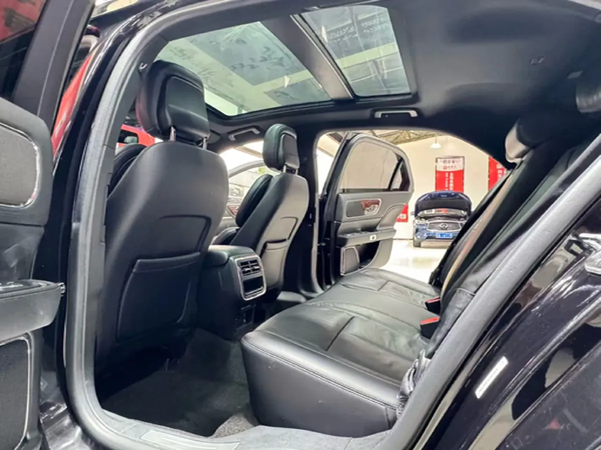 2019 Lincoln Continental 2.0T 261HP L4 6AT,autocango,china used car exporter,china ev exporter,chinese used car exporter,chinese used ev exporter