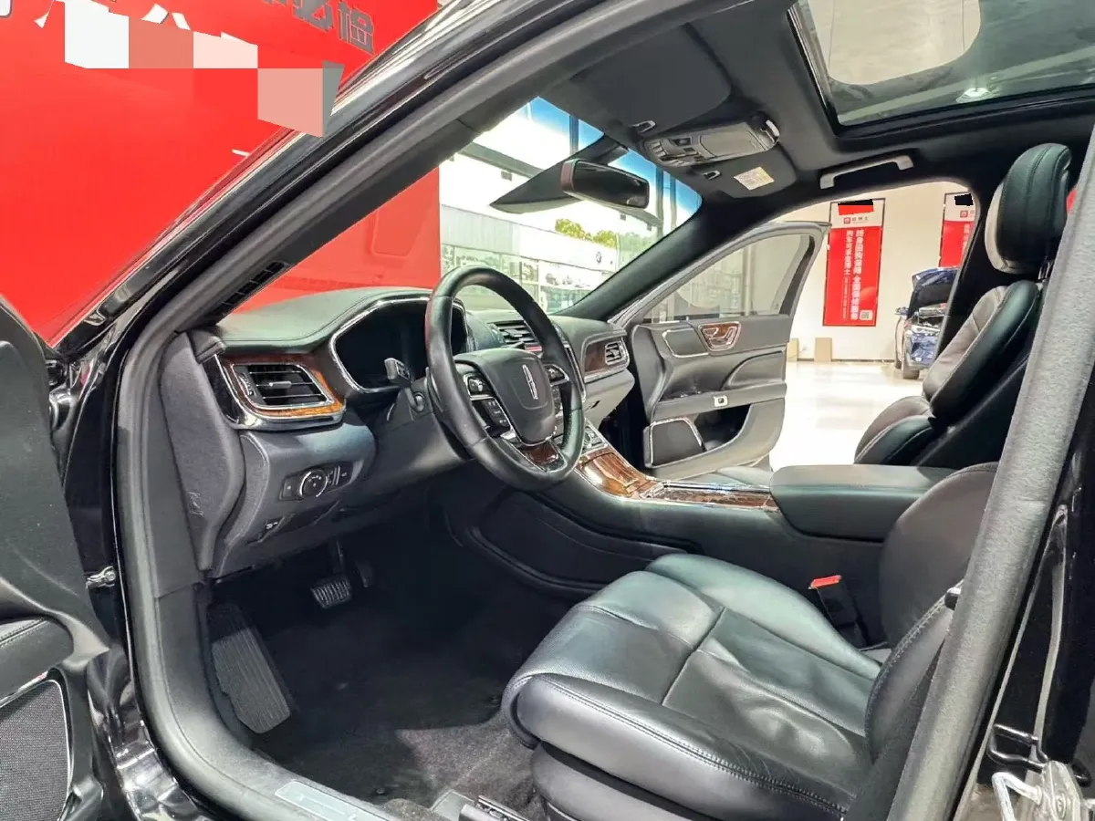 2019 Lincoln Continental 2.0T 261HP L4 6AT,autocango,china used car exporter,china ev exporter,chinese used car exporter,chinese used ev exporter