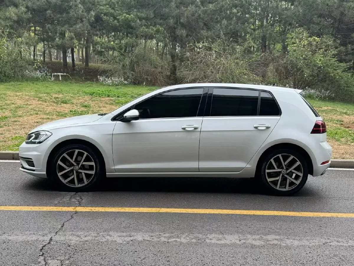 2020 Volkswagen Golf 1.4T 150HP L4 7DCT,autocango,china used car exporter,china ev exporter,chinese used car exporter,chinese used ev exporter