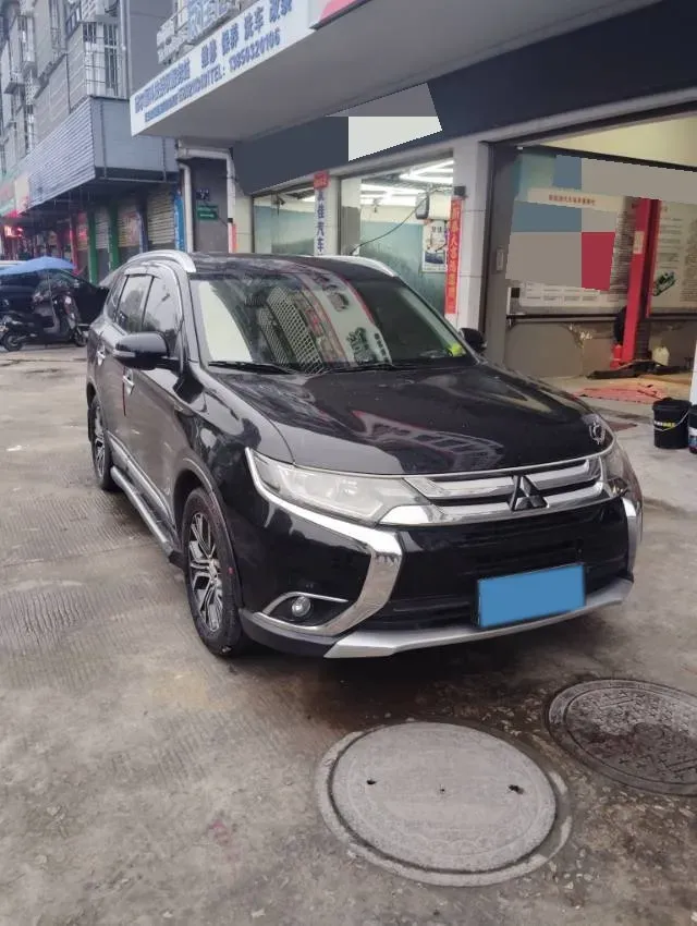 2018 Mitsubishi Outlander 2.0L 166HP L4 CVT,autocango,china used car exporter,china ev exporter,chinese used car exporter,chinese used ev exporter