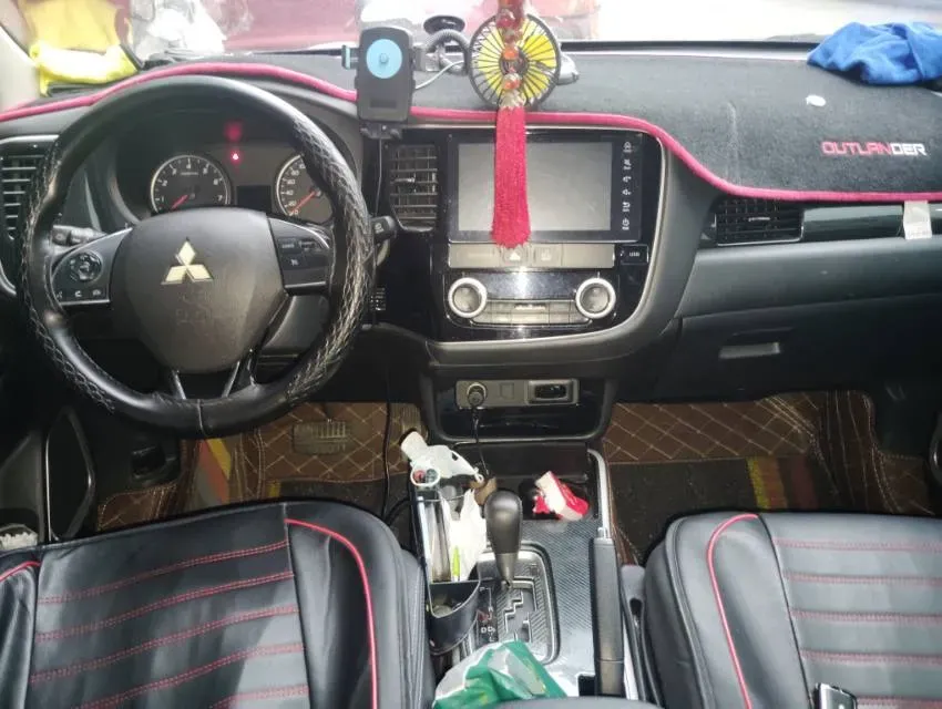 2018 Mitsubishi Outlander 2.0L 166HP L4 CVT,autocango,china used car exporter,china ev exporter,chinese used car exporter,chinese used ev exporter