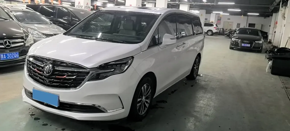 2021 Buick GL8 2.0T 237HP L4 9AT,autocango,china used car exporter,china ev exporter,chinese used car exporter,chinese used ev exporter