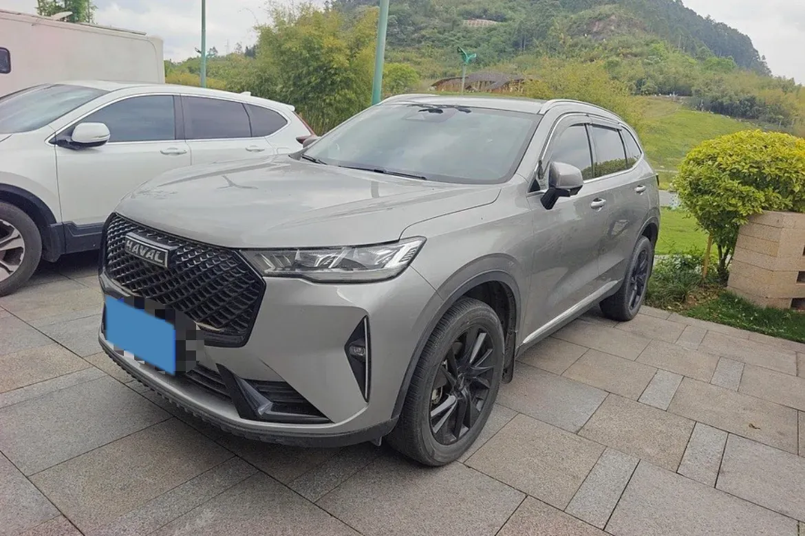 2021 Haval H6 2.0T 211HP L4 7DCT,autocango,china used car exporter,china ev exporter,chinese used car exporter,chinese used ev exporter