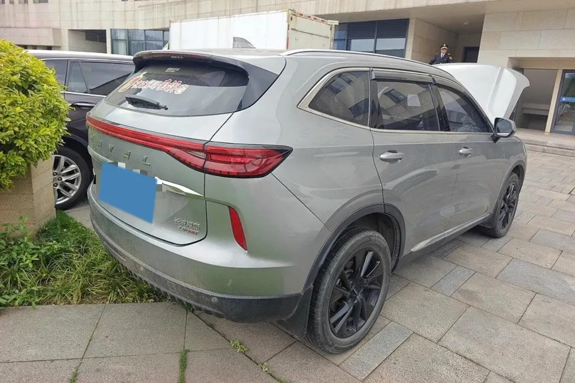 2021 Haval H6 2.0T 211HP L4 7DCT,autocango,china used car exporter,china ev exporter,chinese used car exporter,chinese used ev exporter