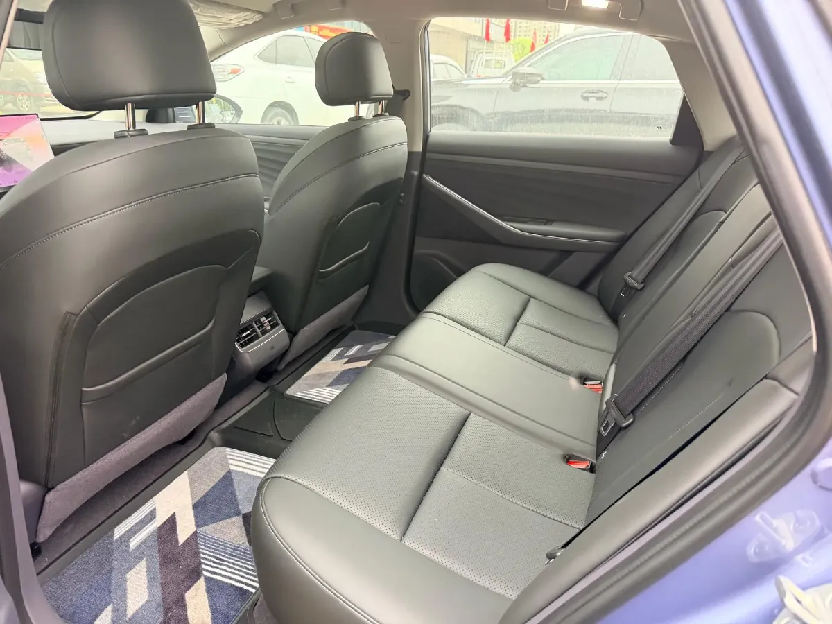 2026 Nissan N7 1.5L 102HP L4 1DHT PHEV,autocango,china used car exporter,china ev exporter,chinese used car exporter,chinese used ev exporter