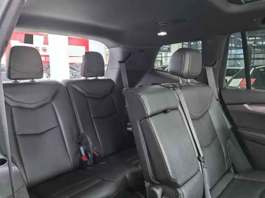 2022 Cadillac XT6 2.0T 237HP L4 9AT,autocango,china used car exporter,china ev exporter,chinese used car exporter,chinese used ev exporter