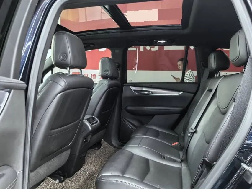 2022 Cadillac XT6 2.0T 237HP L4 9AT,autocango,china used car exporter,china ev exporter,chinese used car exporter,chinese used ev exporter