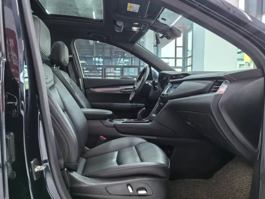 2022 Cadillac XT6 2.0T 237HP L4 9AT,autocango,china used car exporter,china ev exporter,chinese used car exporter,chinese used ev exporter