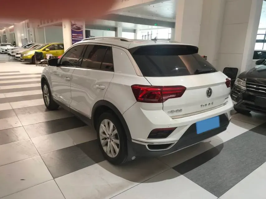 2020 Volkswagen T-Roc 1.4T 131HP L4 7DCT,autocango,china used car exporter,china ev exporter,chinese used car exporter,chinese used ev exporter