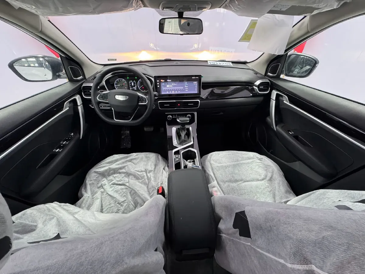 2025 Geely Coolray 1.5L 126HP L4 CVT,autocango,china used car exporter,china ev exporter,chinese used car exporter,chinese used ev exporter