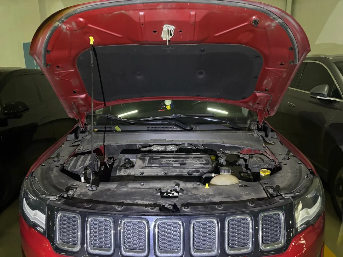 2017 Jeep Compass 1.4T 165HP L4 7DCT,autocango,china used car exporter,china ev exporter,chinese used car exporter,chinese used ev exporter