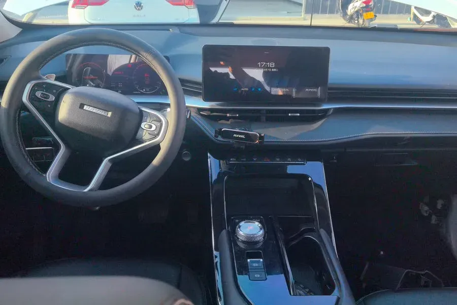 2021 Haval H6 1.5T 169HP L4 7DCT,autocango,china used car exporter,china ev exporter,chinese used car exporter,chinese used ev exporter