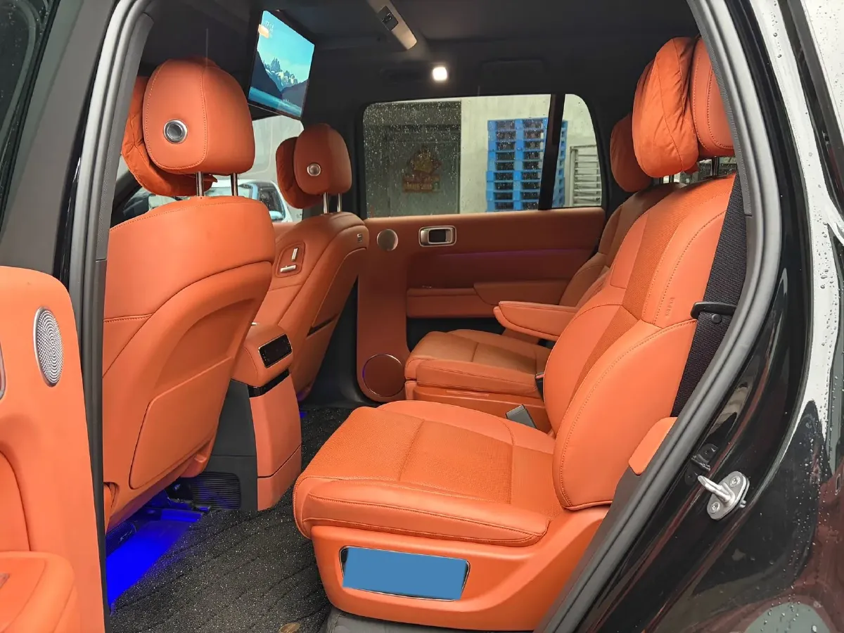 2024 Land Rover Range Rover Evoque 1.5T 200HP L3 8AT PHEV 15.5KWH,autocango,china used car exporter,china ev exporter,chinese used car exporter,chinese used ev exporter