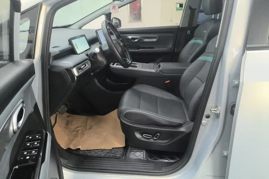 2023 GAC Trumpchi GS4 1.5T 177HP L4 6AT,autocango,china used car exporter,china ev exporter,chinese used car exporter,chinese used ev exporter