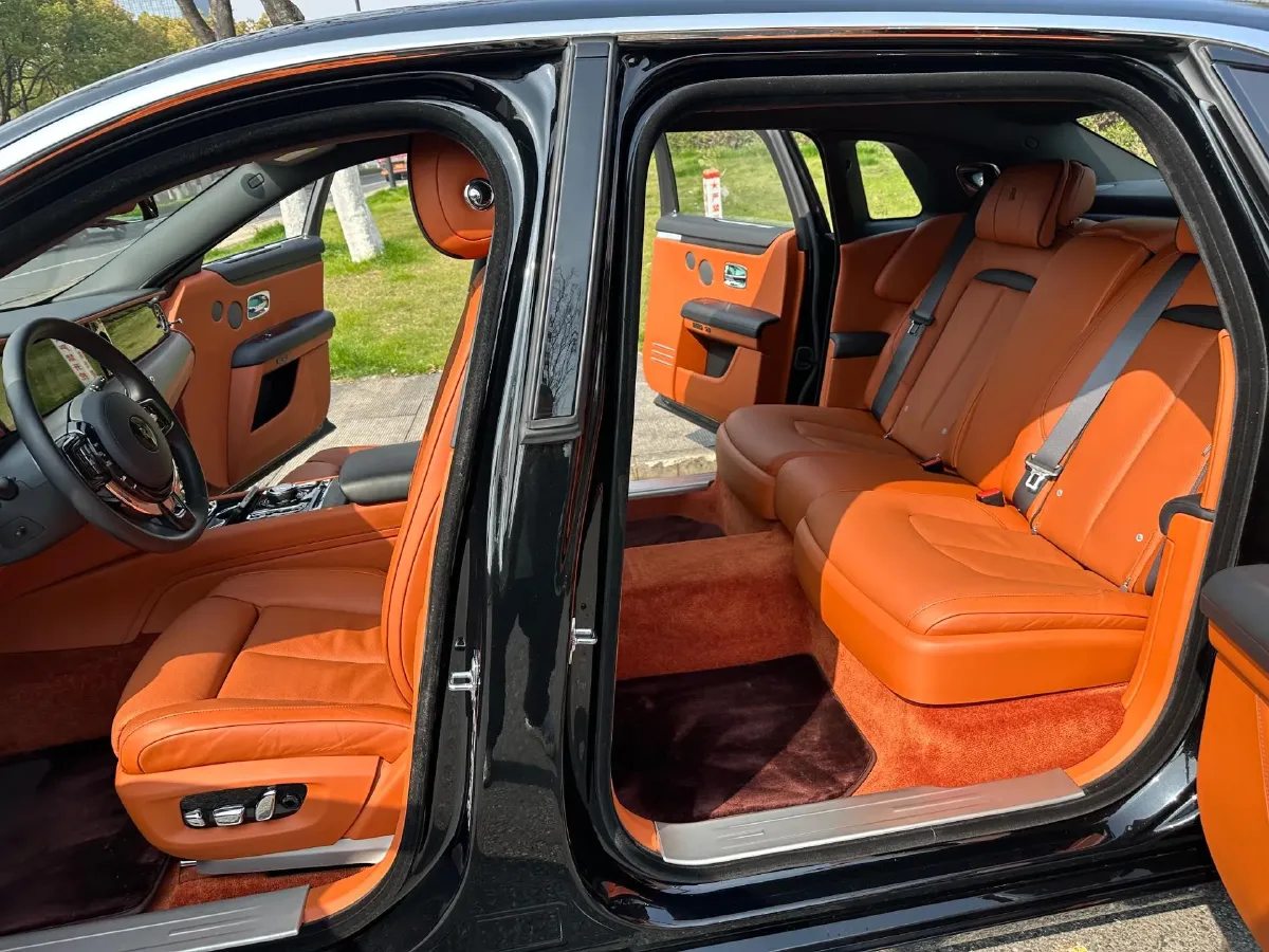2021 Rolls-Royce Ghost 6.7T 571HP V12 8AT,autocango,china used car exporter,china ev exporter,chinese used car exporter,chinese used ev exporter