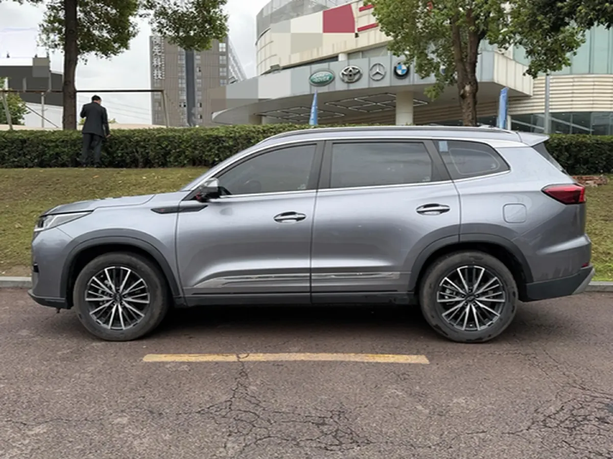 2024 Chery Tiggo 8 PRO 1.6T 197HP L4 7DCT,autocango,china used car exporter,china ev exporter,chinese used car exporter,chinese used ev exporter