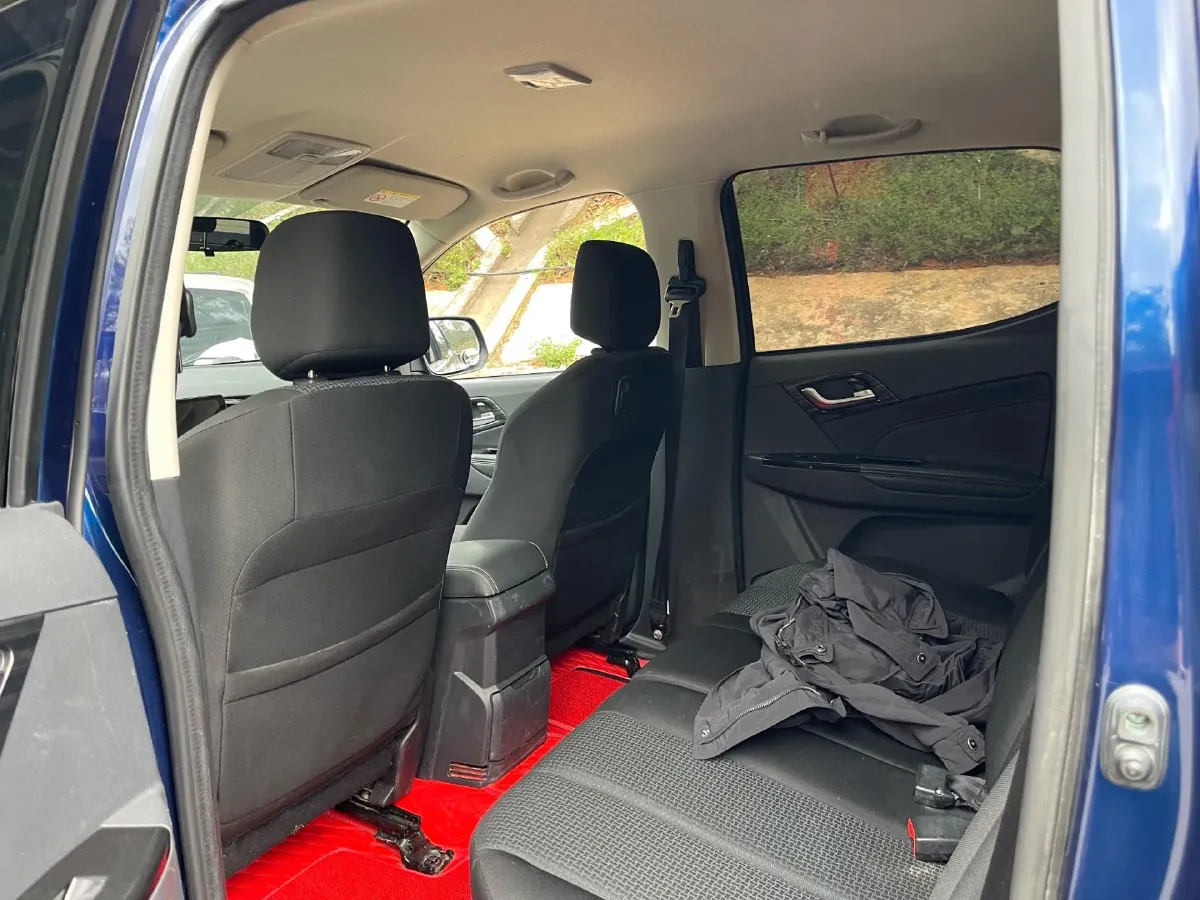 2019 Isuzu LingTuo 2.5T 129HP L4 6MT,autocango,china used car exporter,china ev exporter,chinese used car exporter,chinese used ev exporter