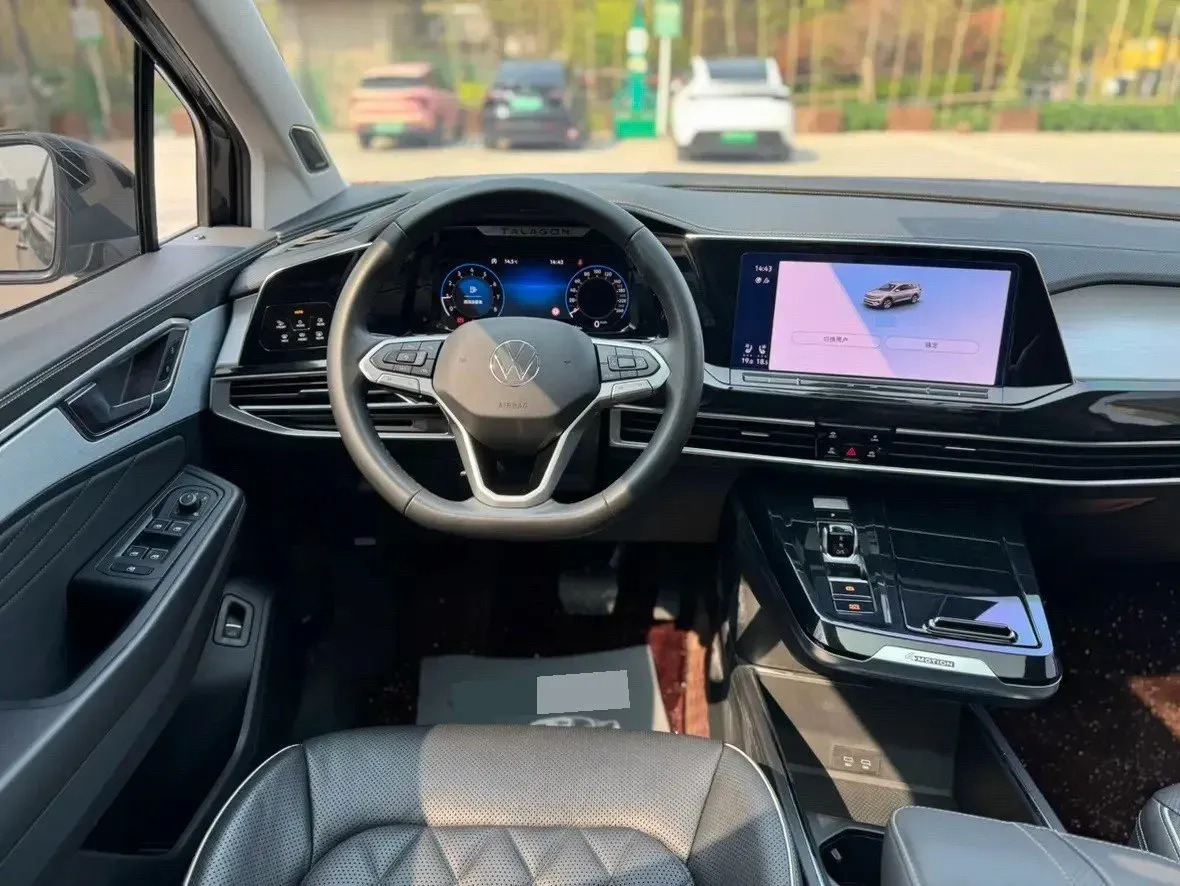 2023 Volkswagen Talagon 2.5T 299HP V6 7DCT,autocango,china used car exporter,china ev exporter,chinese used car exporter,chinese used ev exporter