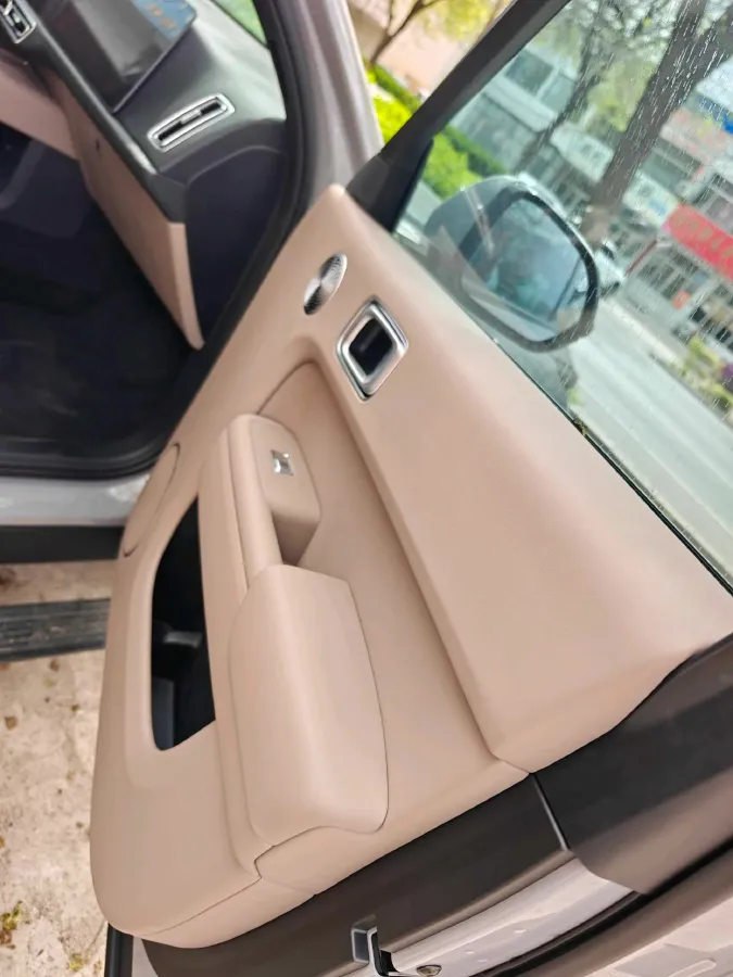 2025 Li L9 Range Extended 154HP REEV,autocango,china used car exporter,china ev exporter,chinese used car exporter,chinese used ev exporter