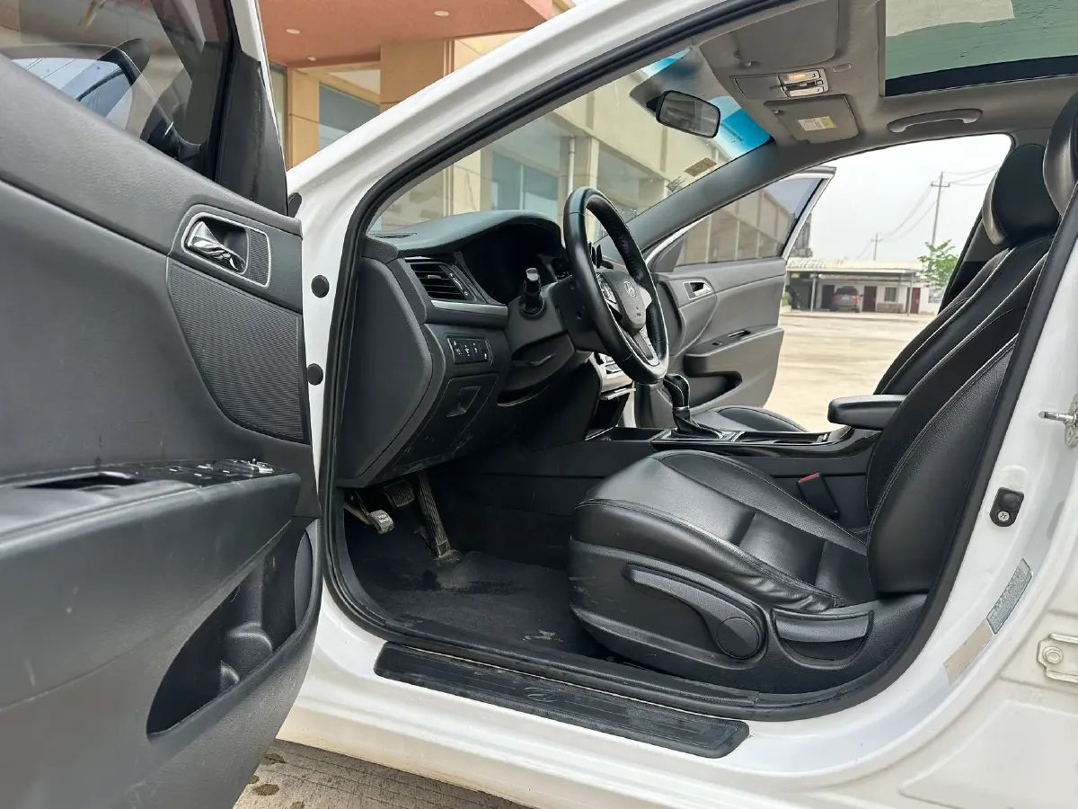 2019 Hyundai Mistra 1.8L 143HP L4 6AT,autocango,china used car exporter,china ev exporter,chinese used car exporter,chinese used ev exporter